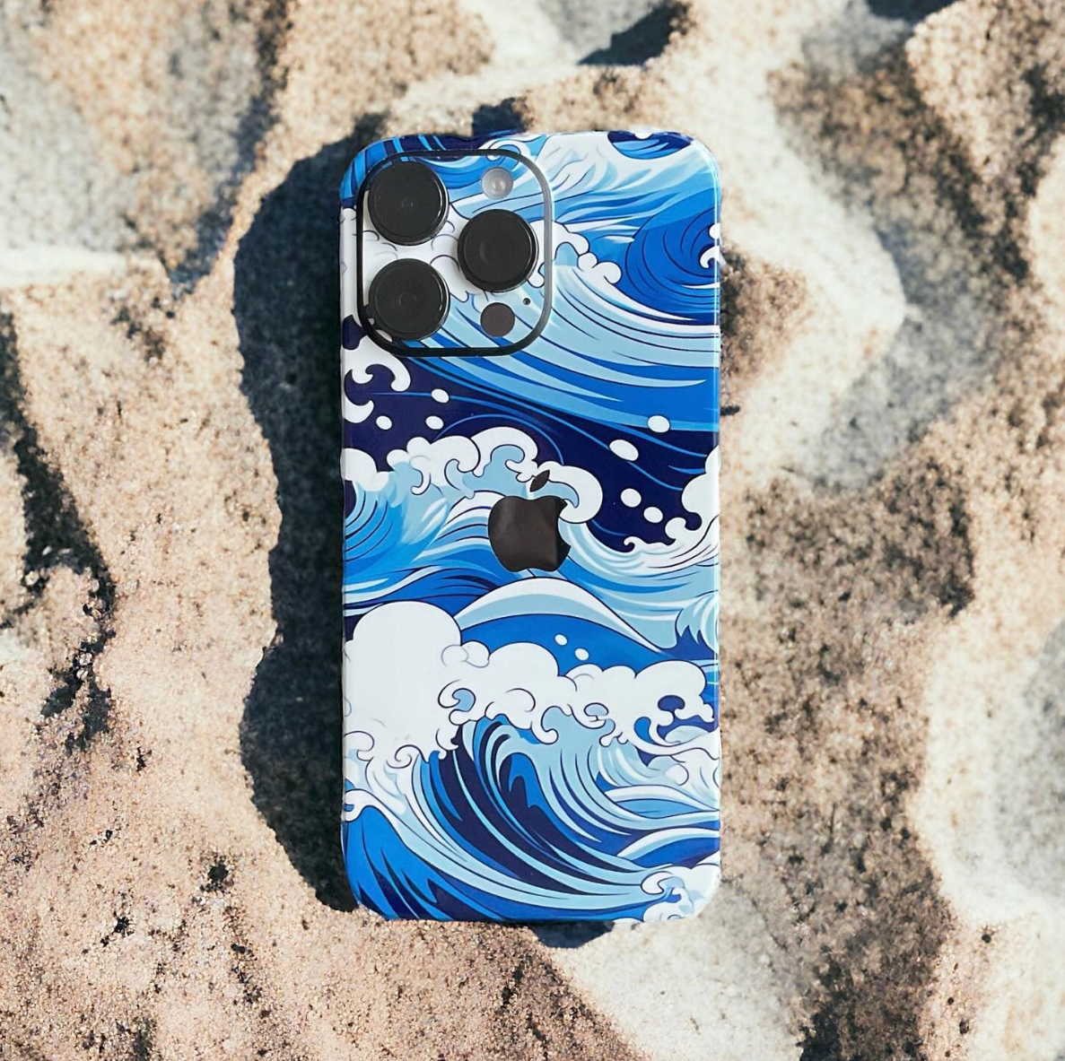 iPhone 13 mini skin wave