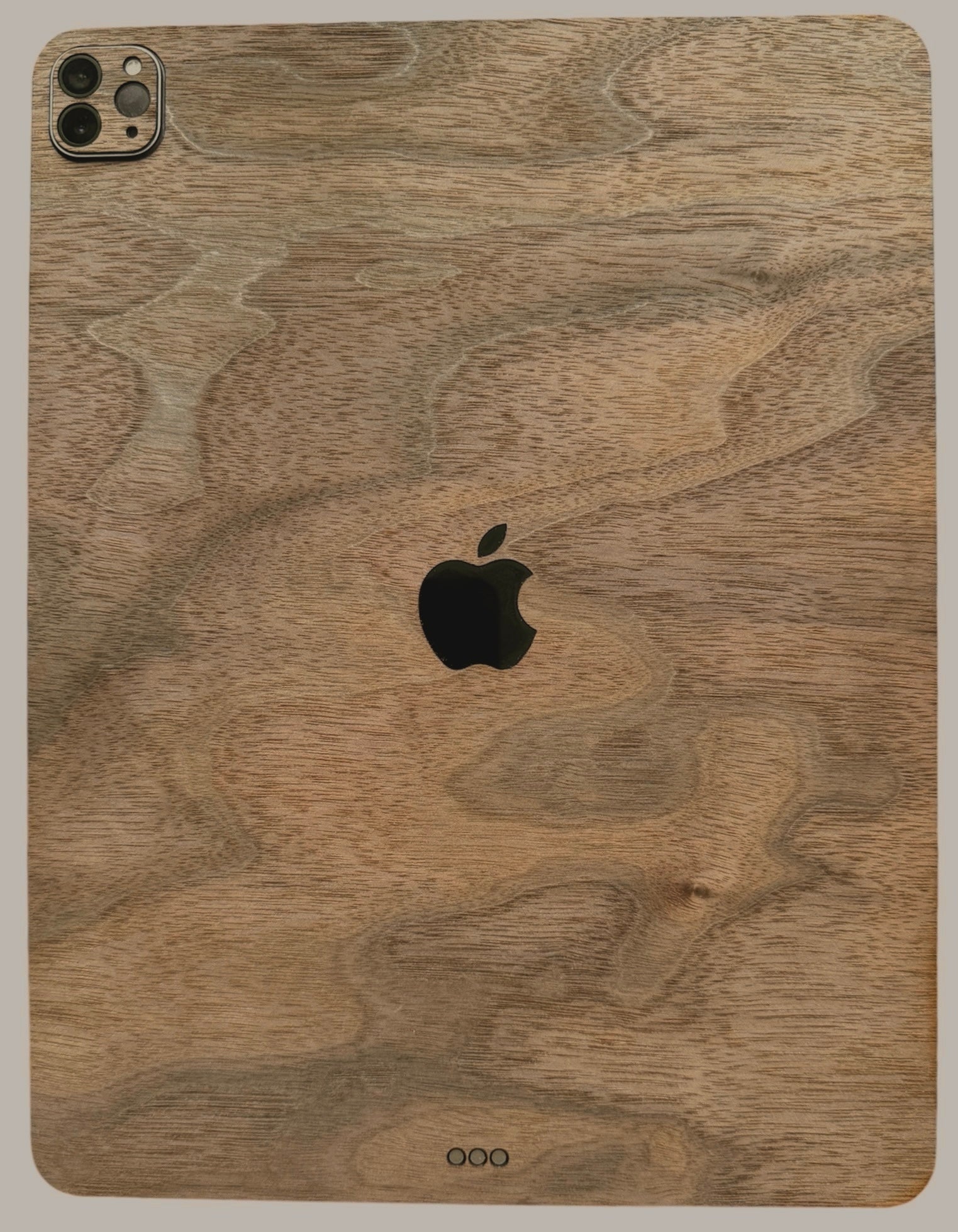 iPhone 14 Skin Holz Nuss